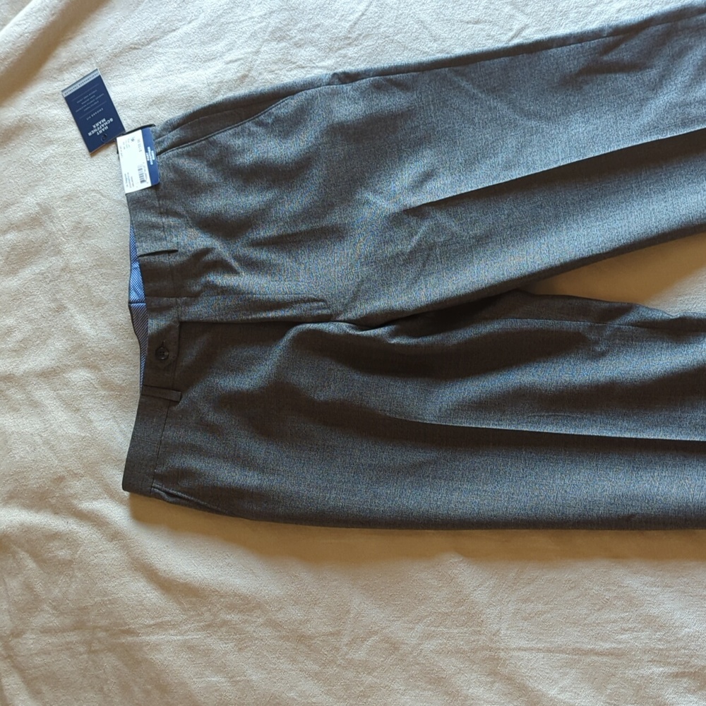 34R Hart Schaffner Marx Chicago Wool Dress Pants